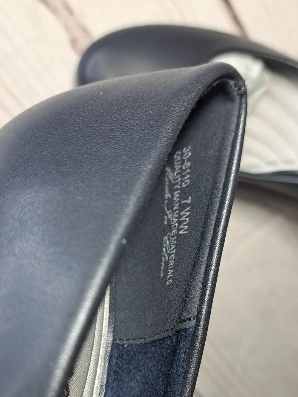 Dark Navy Block Heel Pumps Size 7 WW